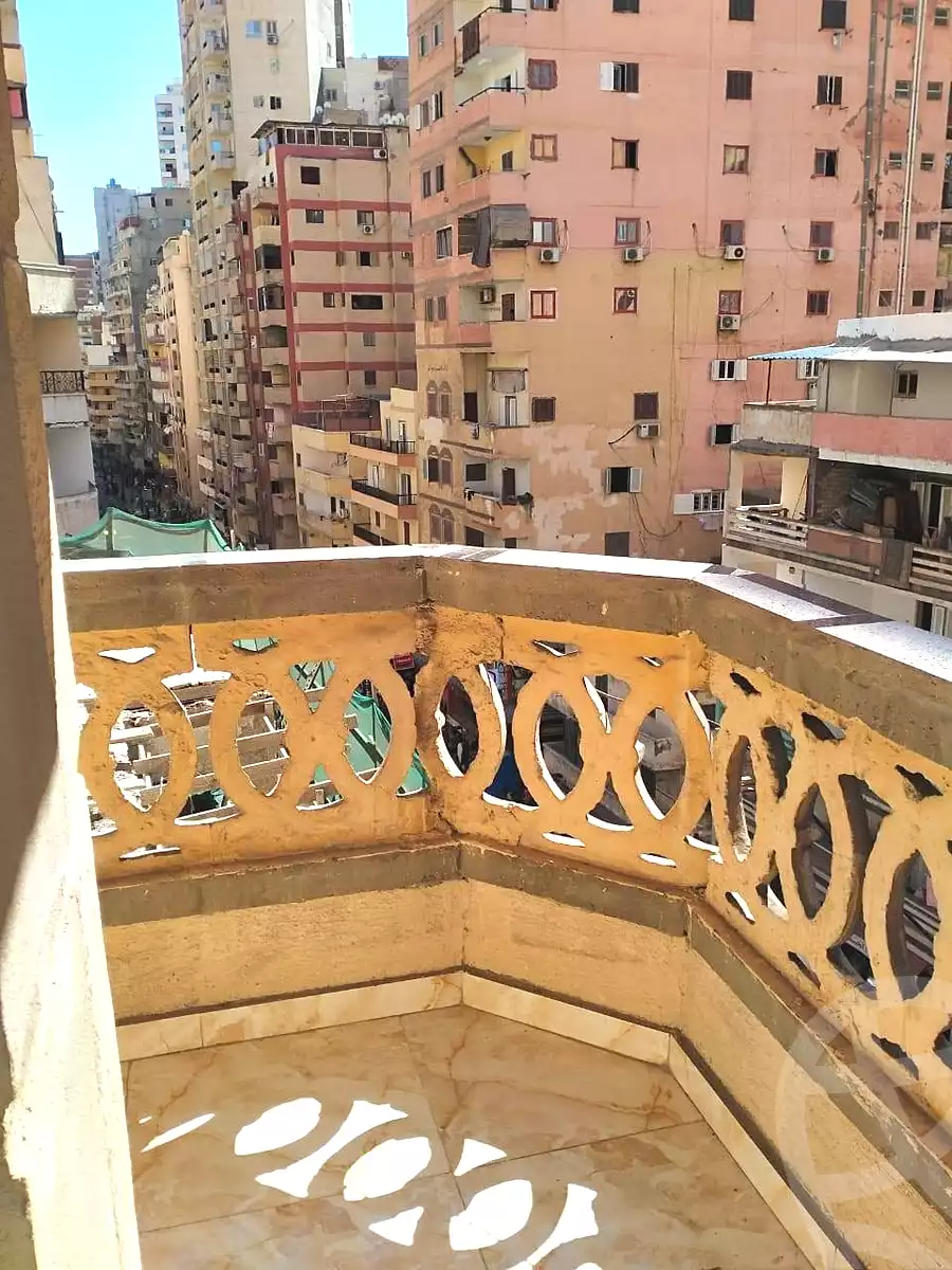 https://aqarmap.com.eg/ar/listing/7313160-for-sale-alexandria-sydy-bshr-sydy-bshr-bhry-shr-khld-bn-lwlyd