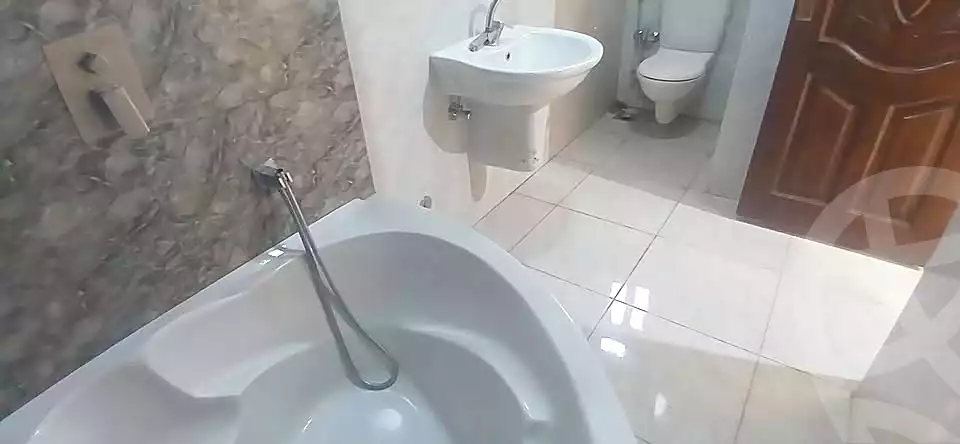 https://aqarmap.com.eg/en/listing/7313192-for-sale-cairo-hadayek-el-koba-hamamat-el-koba