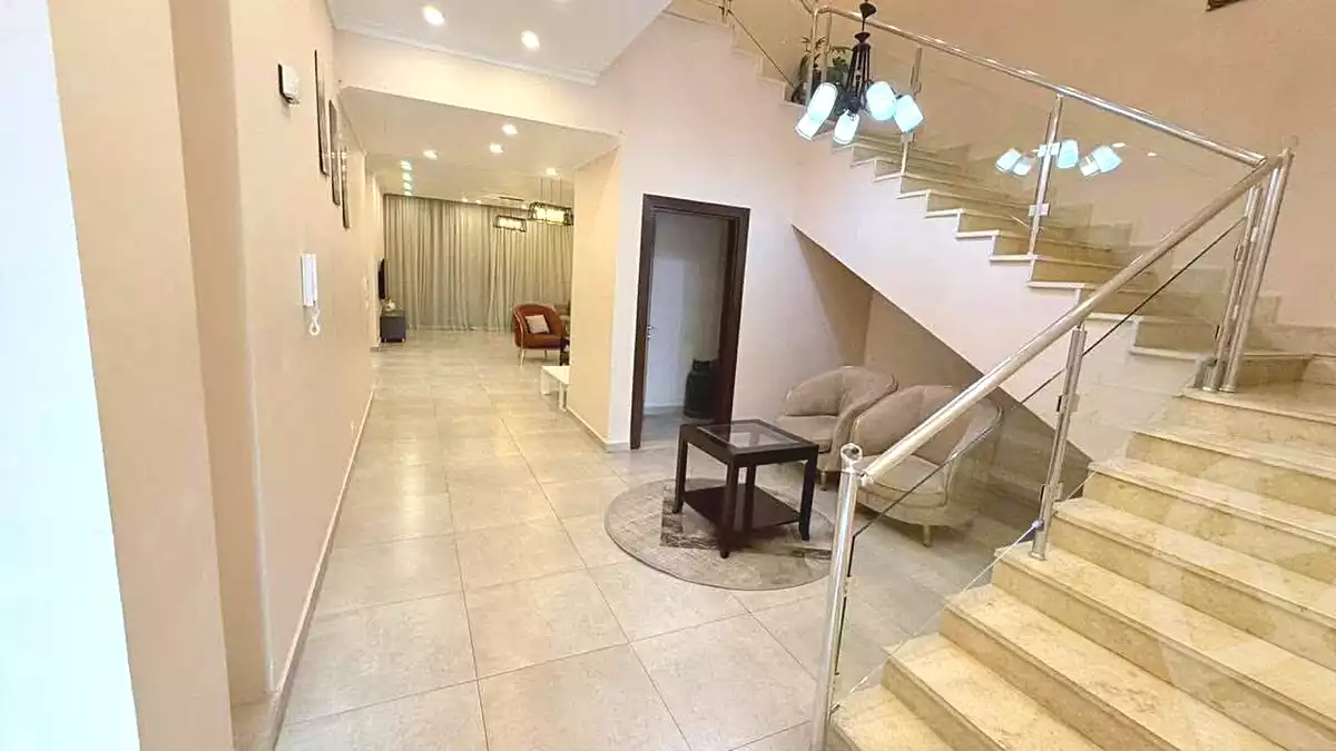 https://aqarmap.com.eg/ar/listing/7313230-for-sale-cairo-new-cairo-compounds-mountain-view1-1-compound