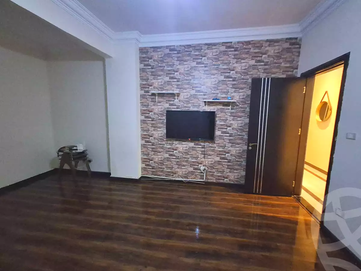 https://aqarmap.com.eg/en/listing/7313390-for-sale-cairo-new-cairo-gharb-arabila-doctor-hani-maher-st