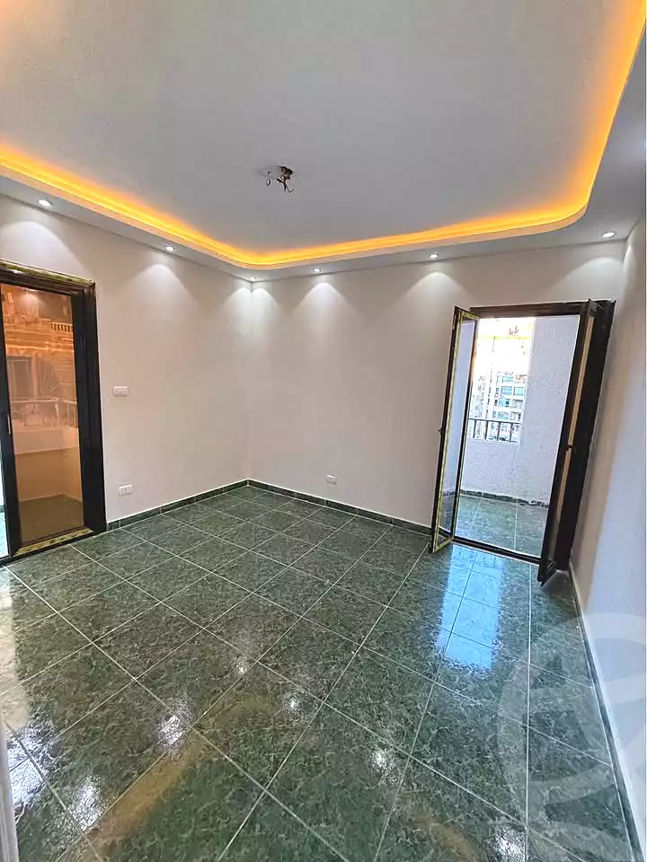 https://aqarmap.com.eg/en/listing/7314151-for-sale-alexandria-el-asafra-shr-45