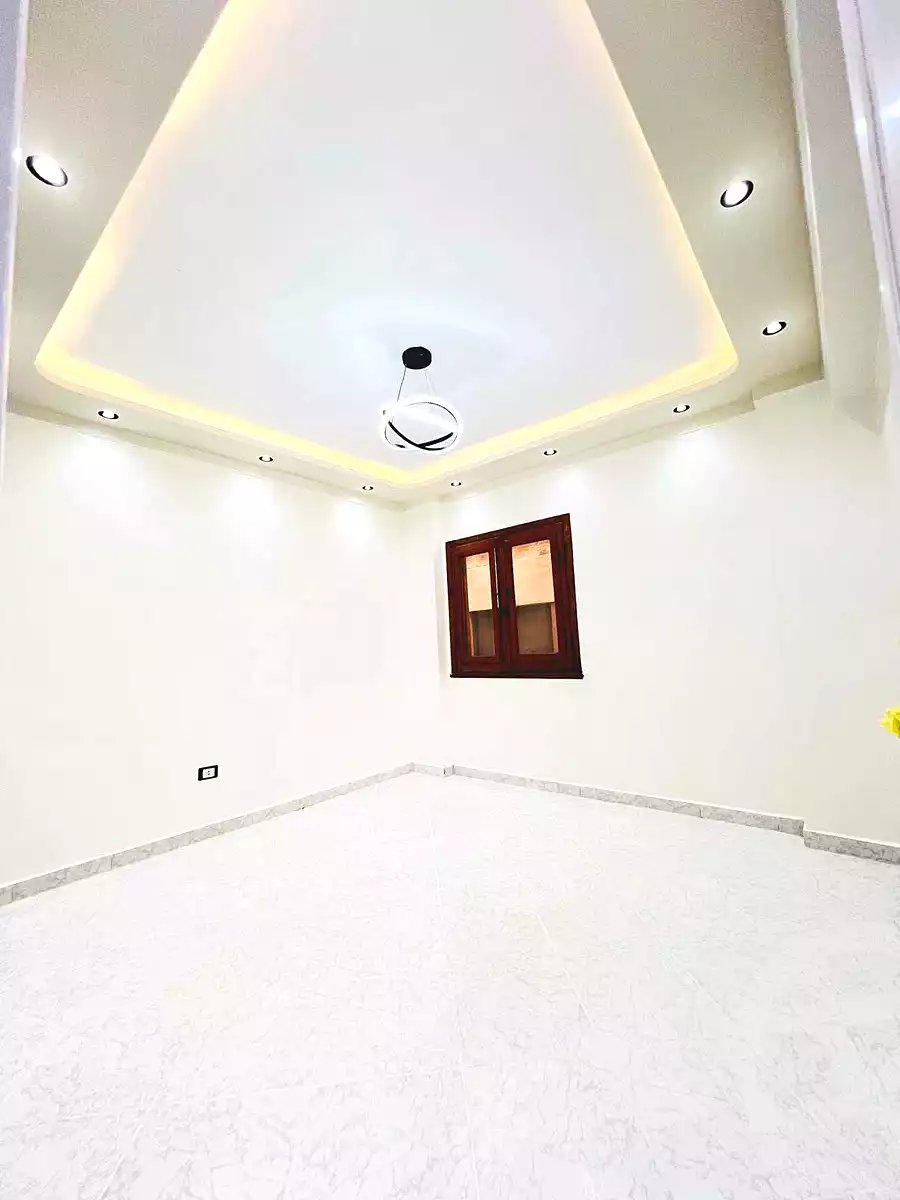 https://aqarmap.com.eg/ar/listing/7314184-for-sale-alexandria-al-agamy-shataa-el-nakheel