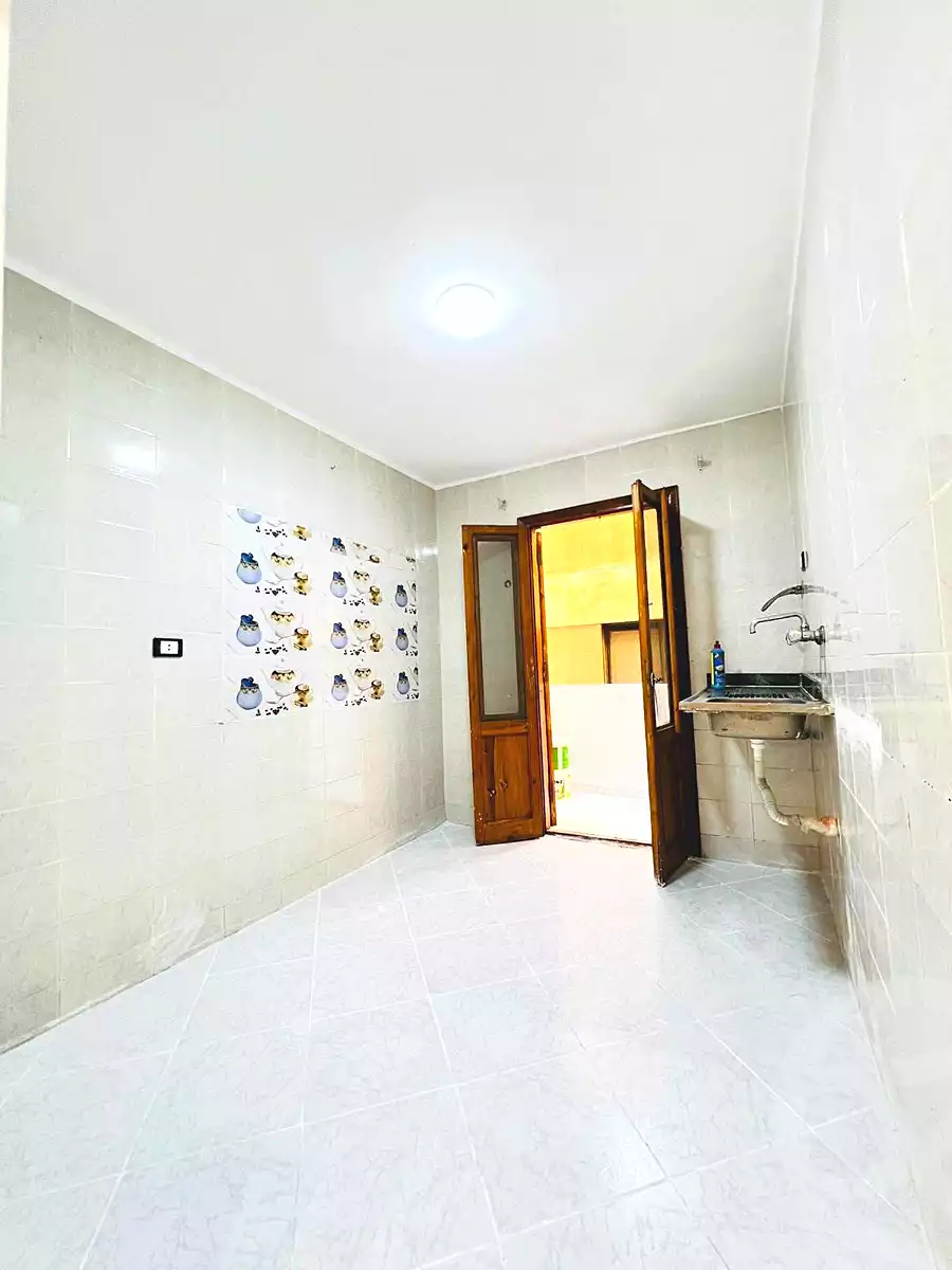 https://aqarmap.com.eg/ar/listing/7314184-for-sale-alexandria-al-agamy-shataa-el-nakheel