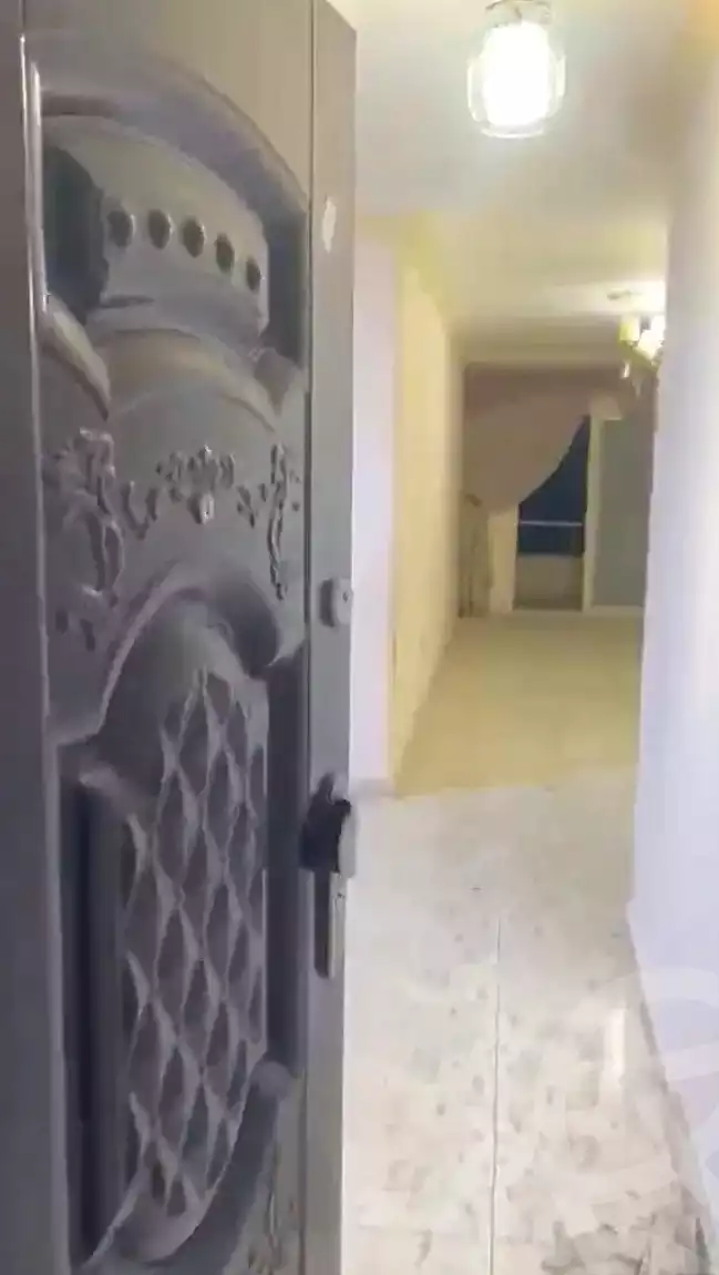 https://aqarmap.com.eg/ar/listing/7314357-for-sale-alexandria-al-agamy-lbytsh-bianchiii