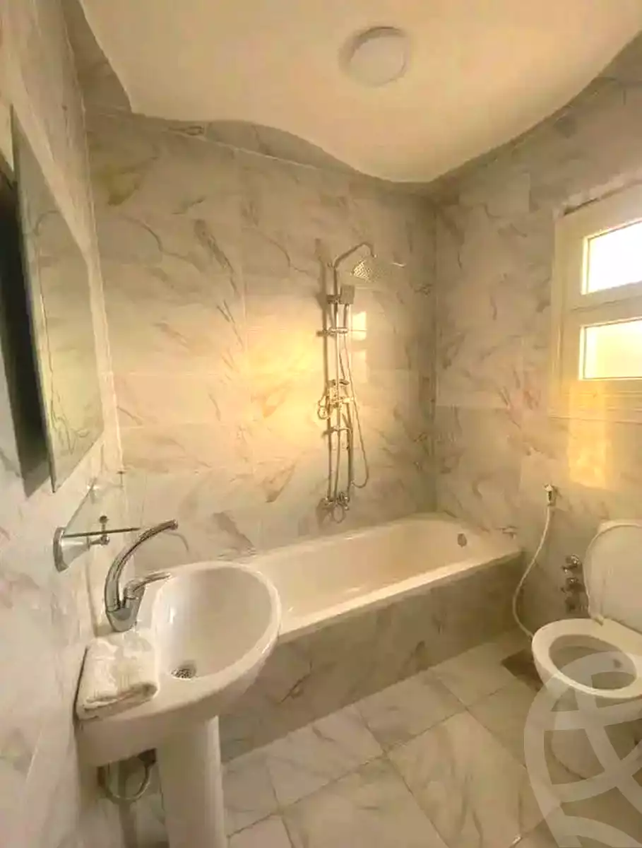 https://aqarmap.com.eg/en/listing/7314886-for-sale-alexandria-al-agamy-el-hanouvel-amin-eshak-st