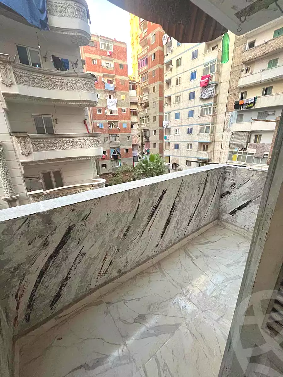 https://aqarmap.com.eg/ar/listing/7315233-for-sale-alexandria-bahray-el-anfoshy-sidi-kazman-st