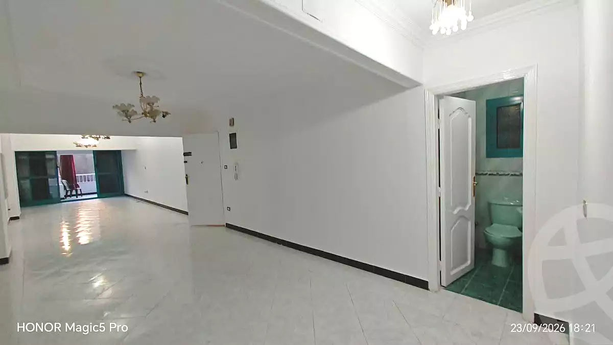 https://aqarmap.com.eg/ar/listing/7315432-for-sale-cairo-helwan-helwan-el-sharkeya-khesro-basha-st