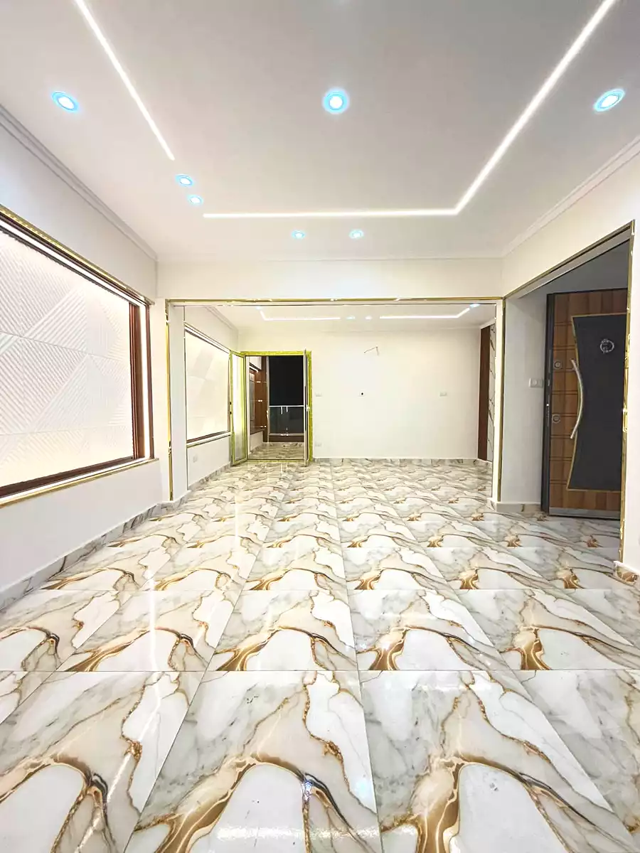 https://aqarmap.com.eg/ar/listing/7315661-for-sale-alexandria-miami-el-gaish-rd-st