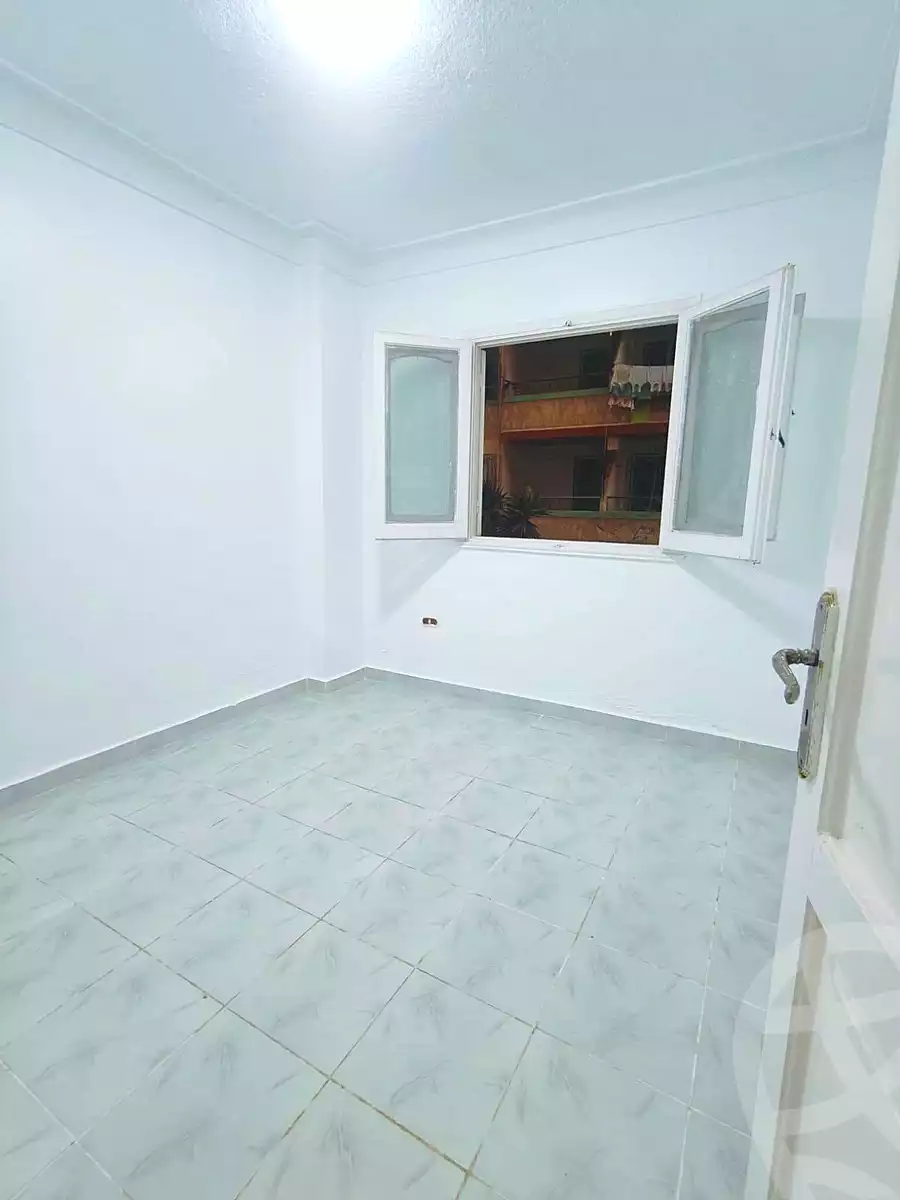 https://aqarmap.com.eg/ar/listing/7315802-for-sale-alexandria-al-agamy-shataa-el-nakheel