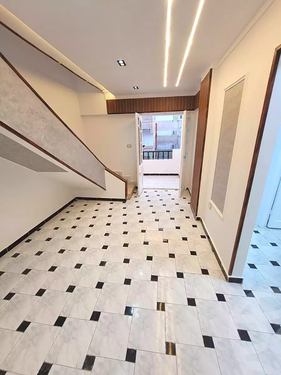 https://aqarmap.com.eg/ar/listing/7315806-for-sale-alexandria-al-agamy-shataa-el-nakheel