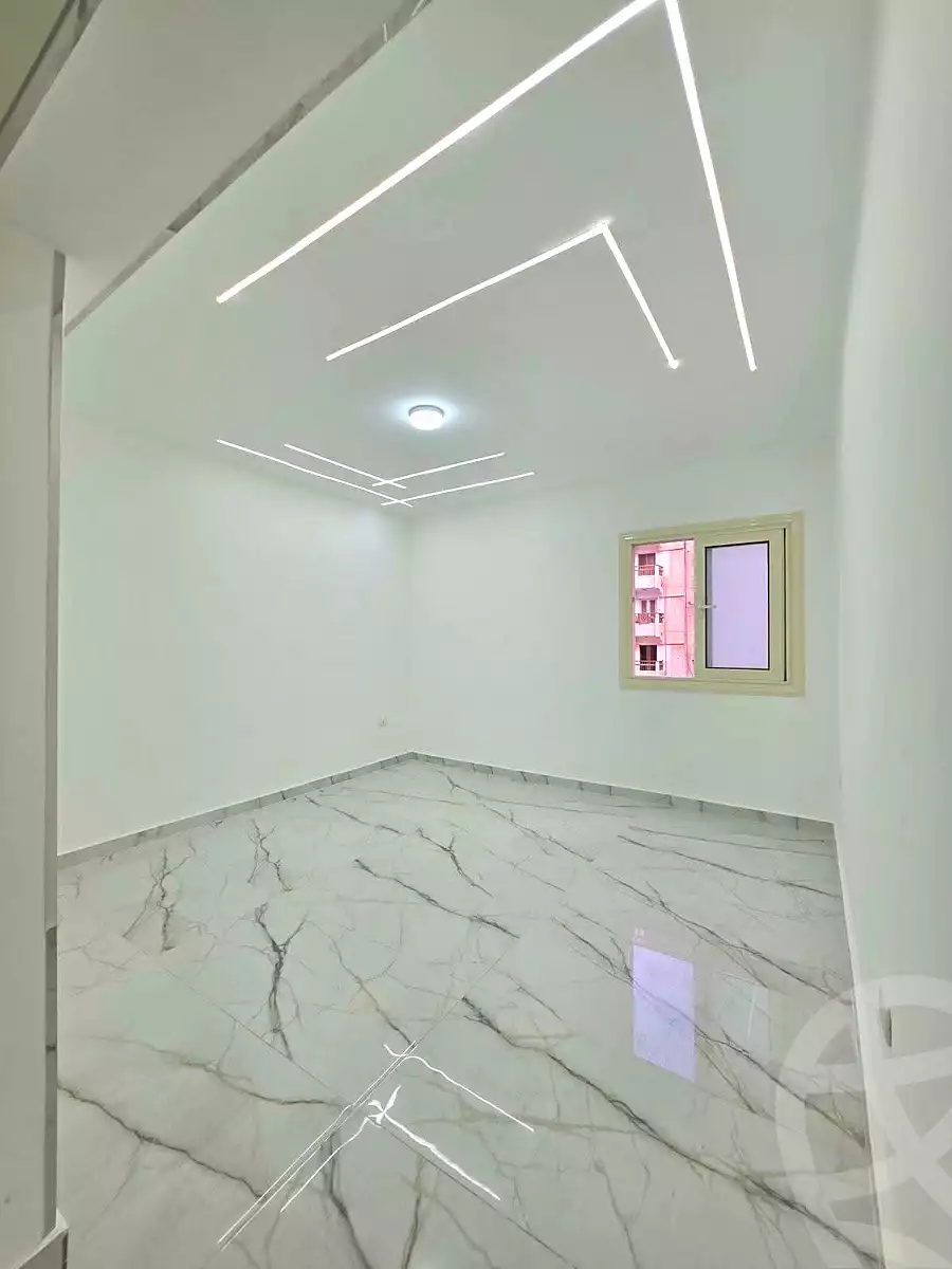 https://aqarmap.com.eg/en/listing/7315915-for-sale-alexandria-miami-mahmoud-el-isawy-st