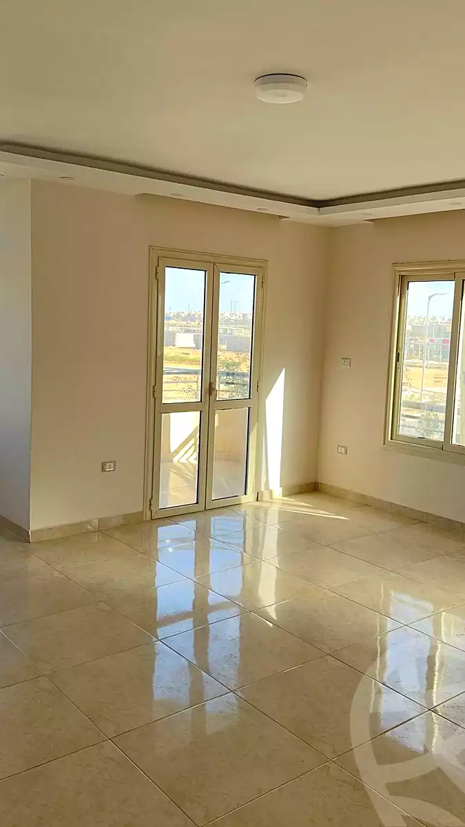 https://aqarmap.com.eg/ar/listing/7316220-for-rent-cairo-6th-of-october-compounds-jrdyny-lshms