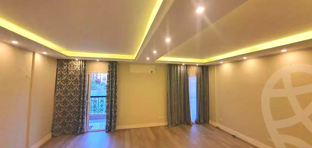 https://aqarmap.com.eg/en/listing/7316240-for-sale-cairo-new-cairo-lrhb-city-phase-1-ali-amin-st