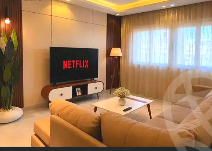 https://aqarmap.com.eg/ar/listing/7314177-for-rent-cairo-new-cairo-compounds-mountain-view-hyde-park