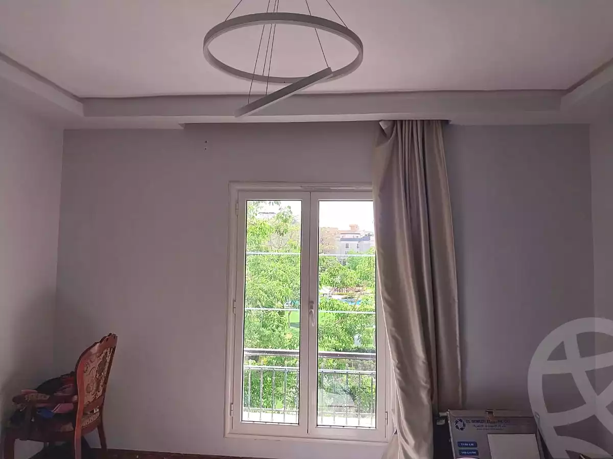 https://aqarmap.com.eg/en/listing/7316397-for-sale-cairo-new-cairo-compounds-mountain-view-1