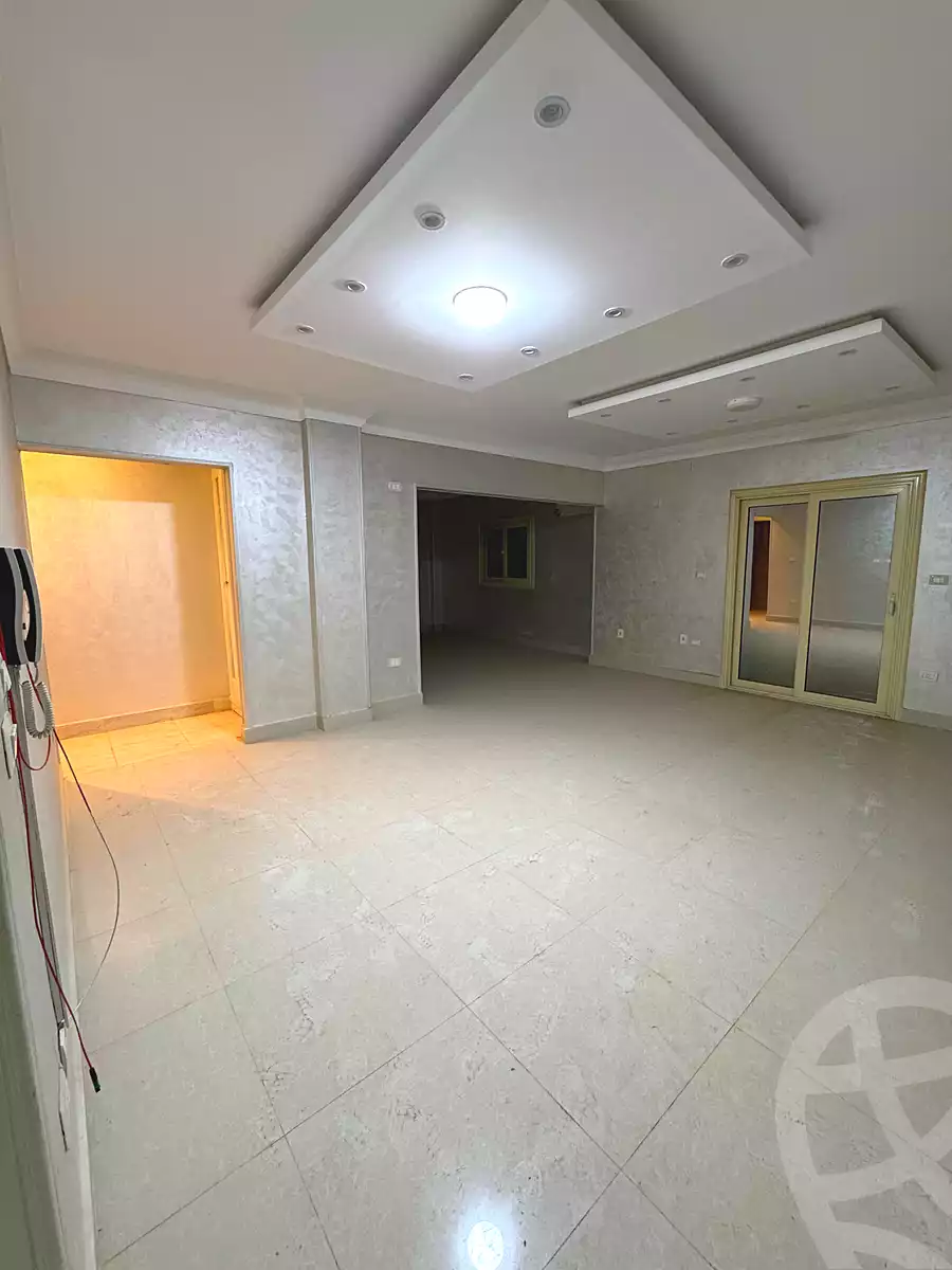 https://aqarmap.com.eg/ar/listing/7316581-for-sale-cairo-new-cairo-compounds-el-ashrafia
