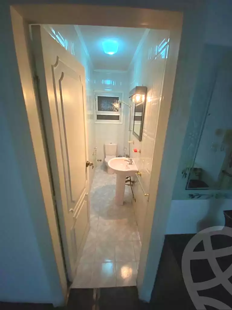 https://aqarmap.com.eg/en/listing/7316797-for-sale-cairo-nasr-city-8th-zone-riad-shams-st