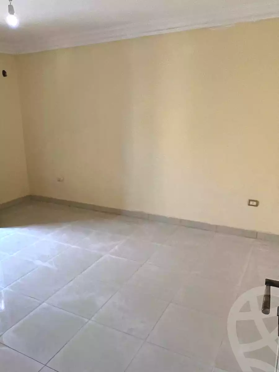 https://aqarmap.com.eg/ar/listing/7316795-for-rent-cairo-new-cairo-el-ahyaa-fourth-neighborhood-street-1