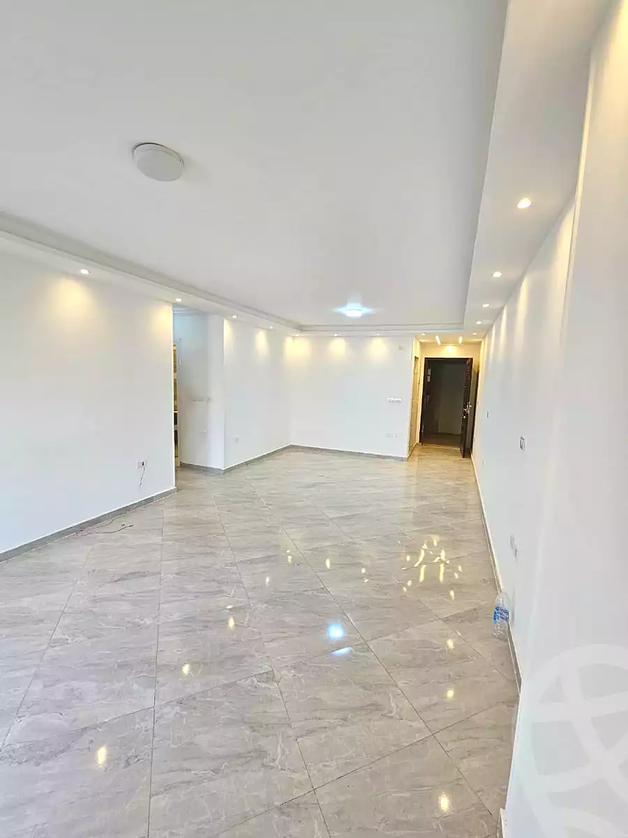 https://aqarmap.com.eg/en/listing/7317125-for-rent-cairo-el-maadi-compounds-rayhanah-plaza