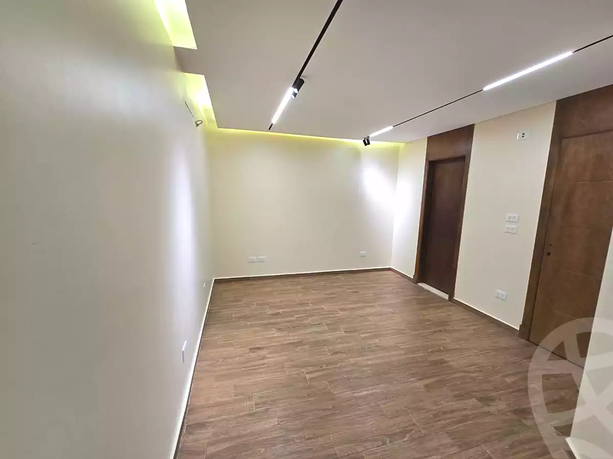 https://aqarmap.com.eg/en/listing/7317145-for-rent-cairo-el-maadi-compounds-rayhanah-plaza