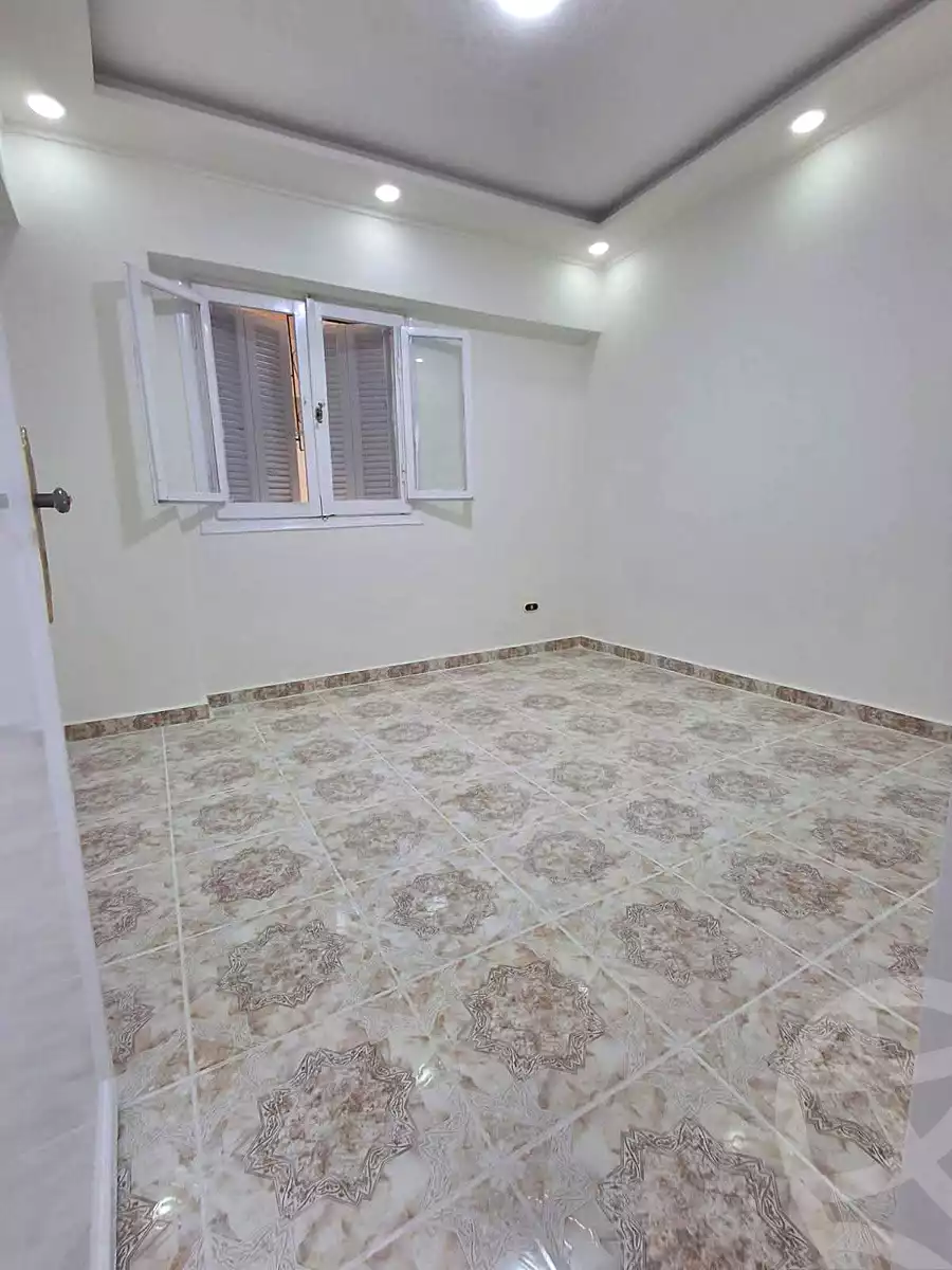 https://aqarmap.com.eg/ar/listing/7317438-for-sale-alexandria-al-agamy-shataa-el-nakheel
