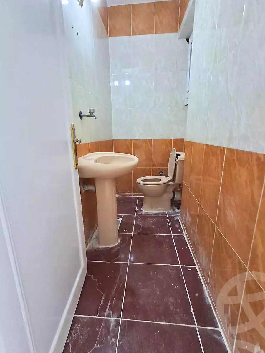 https://aqarmap.com.eg/ar/listing/7317438-for-sale-alexandria-al-agamy-shataa-el-nakheel