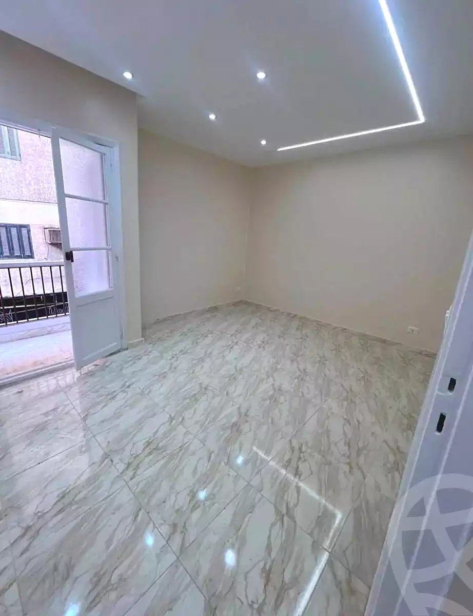 https://aqarmap.com.eg/ar/listing/7317518-for-sale-alexandria-lsywf-el-seyouf-bahri-abd-al-hadi-al-gazar-zayna-st