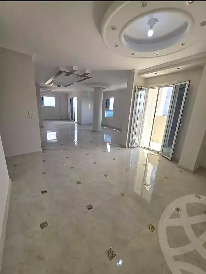 https://aqarmap.com.eg/ar/listing/7317526-for-rent-alexandria-el-montazah