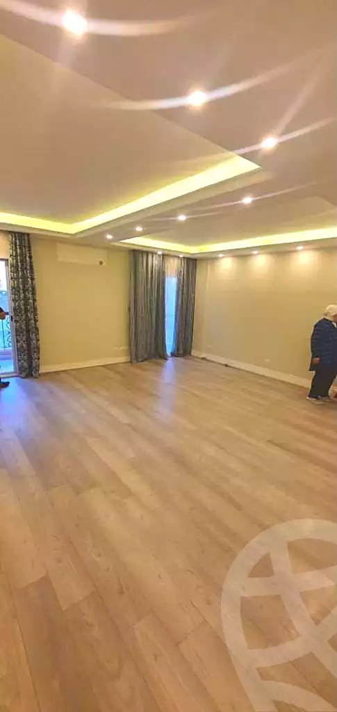 https://aqarmap.com.eg/ar/listing/7317796-for-sale-cairo-new-cairo-compounds-town-residence