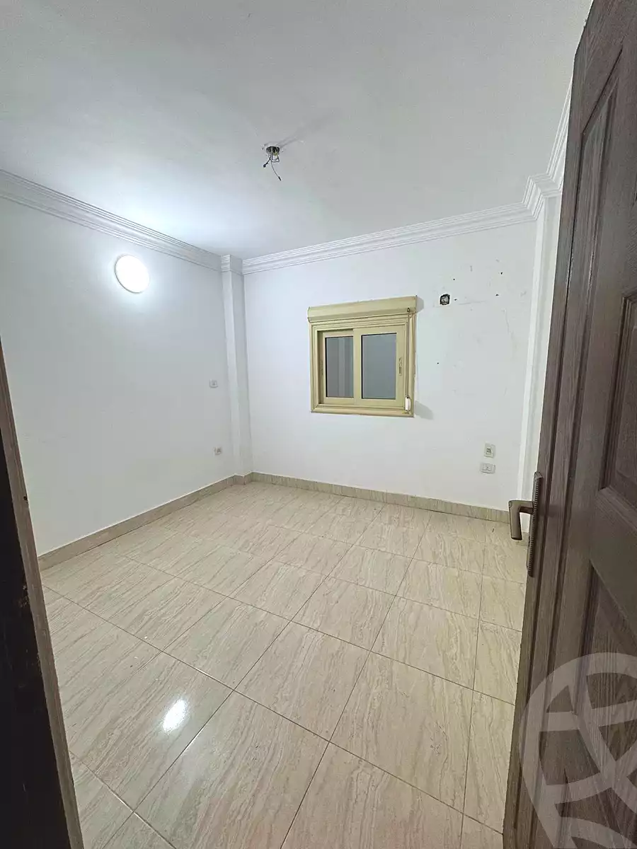 https://aqarmap.com.eg/en/listing/7317802-for-sale-cairo-el-sheikh-zayed-city-compounds-mrtf-t-l-shrfy