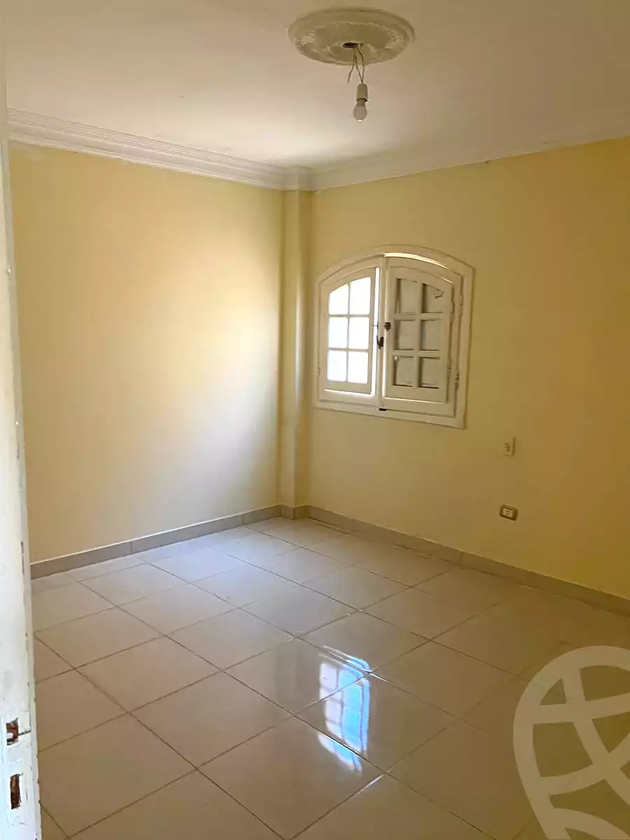 https://aqarmap.com.eg/ar/listing/7317810-for-rent-cairo-new-cairo-el-ahyaa-fourth-neighborhood-street-1