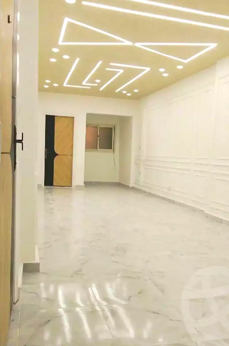 https://aqarmap.com.eg/ar/listing/7317989-for-sale-alexandria-el-asafra-shr-45