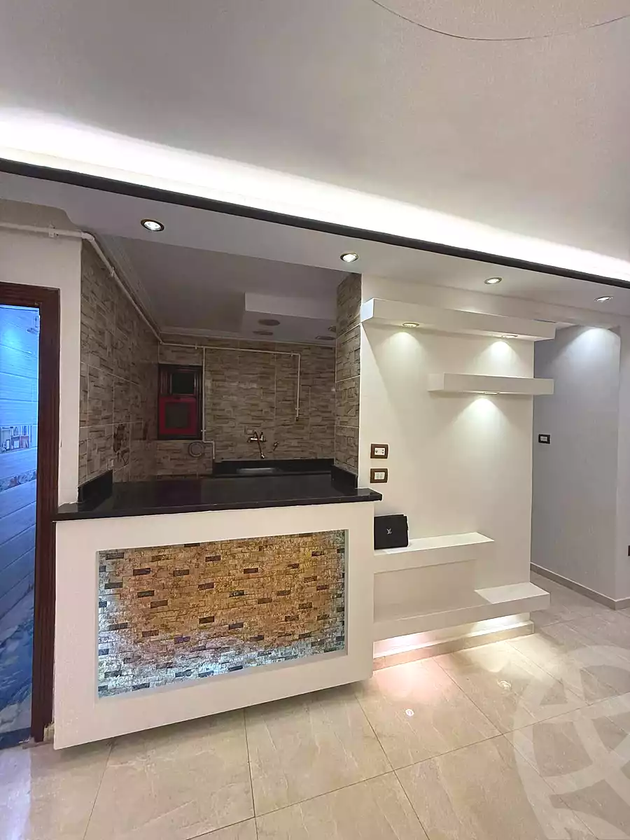 https://aqarmap.com.eg/en/listing/7318032-for-sale-alexandria-sydy-bshr-sydy-bshr-bhry-shr-khld-bn-lwlyd