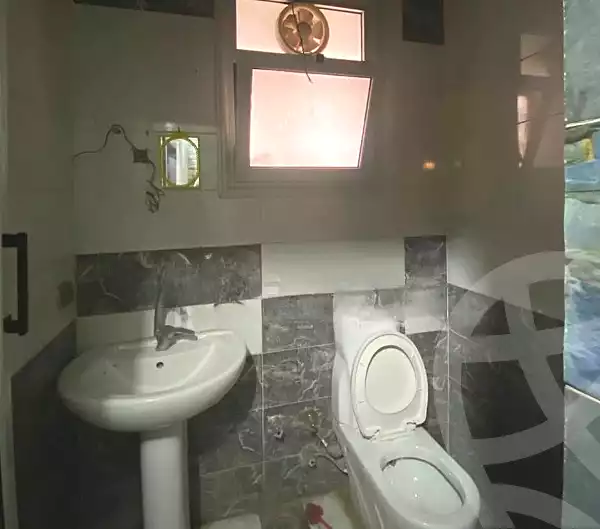 https://aqarmap.com.eg/ar/listing/7318108-for-rent-alexandria-moharram-bey-zain-el-abedeen-st.
