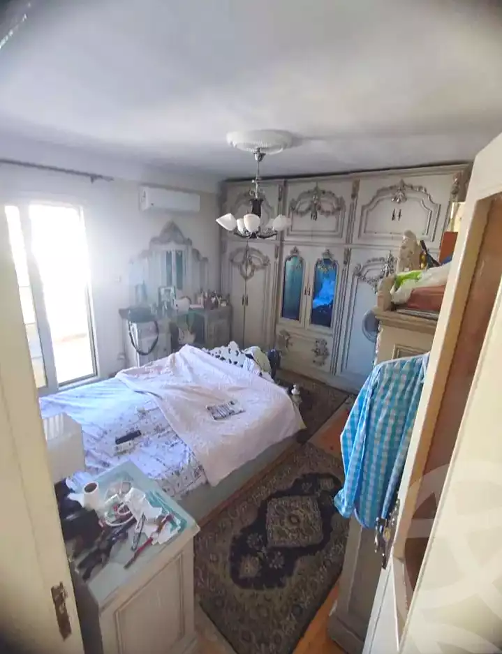 https://aqarmap.com.eg/en/listing/7318555-for-sale-alexandria-ganaklis-el-fath-st