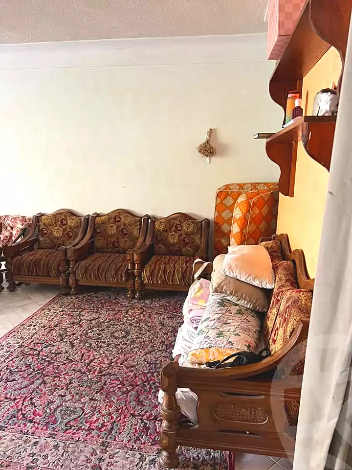 https://aqarmap.com.eg/ar/listing/7318575-for-sale-alexandria-al-agamy-lbytsh-bianchiii