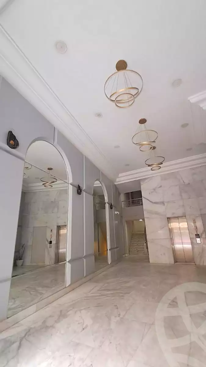https://aqarmap.com.eg/ar/listing/7318891-for-rent-cairo-el-maadi-compounds-rayhanah-plaza