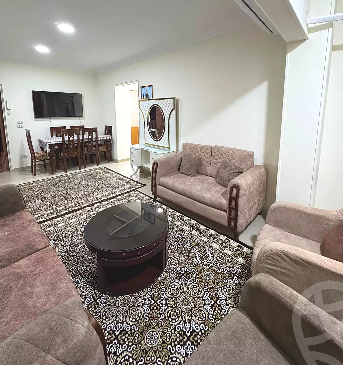 https://aqarmap.com.eg/ar/listing/7319252-for-rent-cairo-el-sheikh-zayed-city-compounds-rawdet-zayed