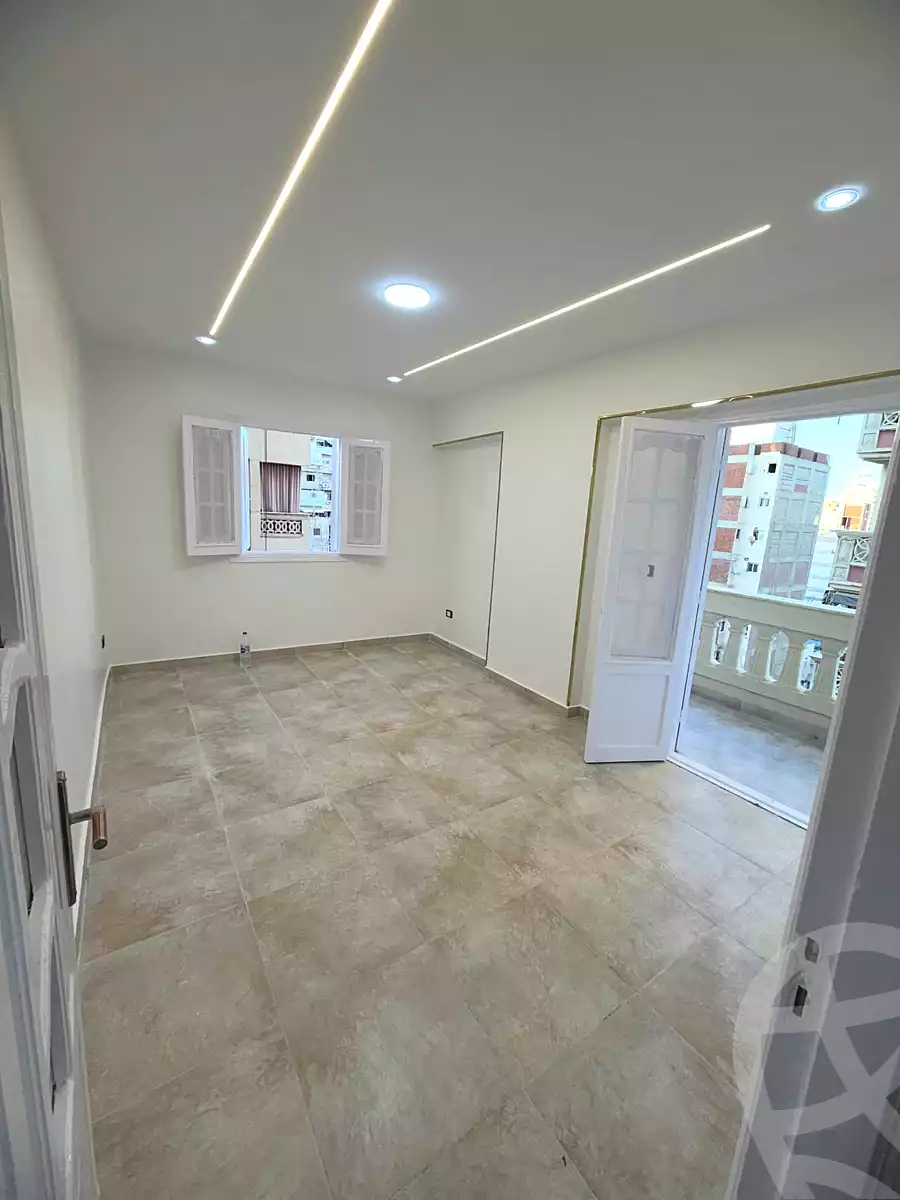 https://aqarmap.com.eg/ar/listing/7319422-for-sale-alexandria-sydy-bshr-sydy-bshr-bhry-gamal-abd-el-nasir-st