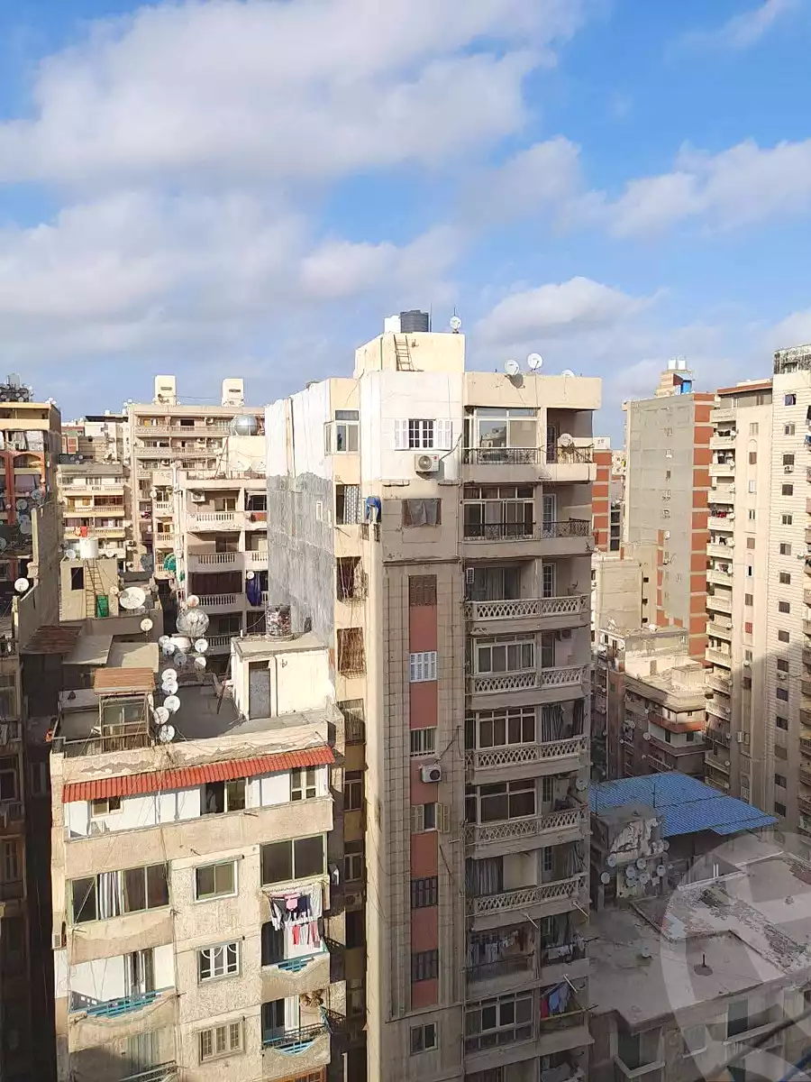 https://aqarmap.com.eg/ar/listing/7319483-for-sale-alexandria-sydy-bshr