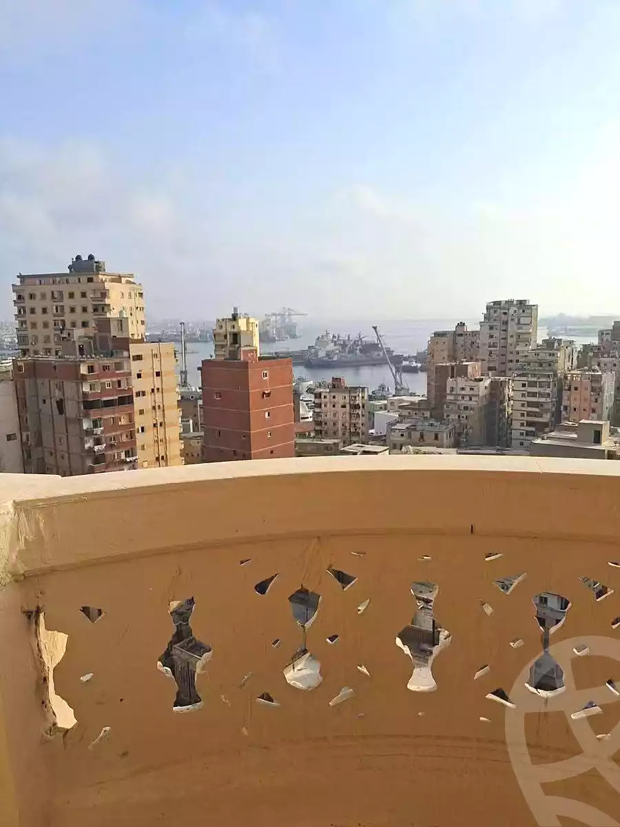 https://aqarmap.com.eg/en/listing/7319485-for-sale-alexandria-rs-ltyn