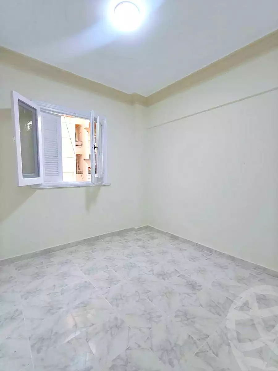 https://aqarmap.com.eg/ar/listing/7319697-for-sale-alexandria-al-agamy-shataa-el-nakheel