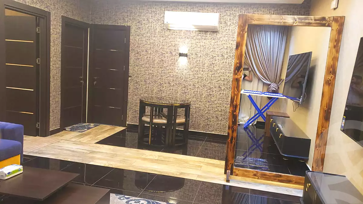 https://aqarmap.com.eg/ar/listing/7320088-for-rent-cairo-new-cairo-compounds-hyde-park