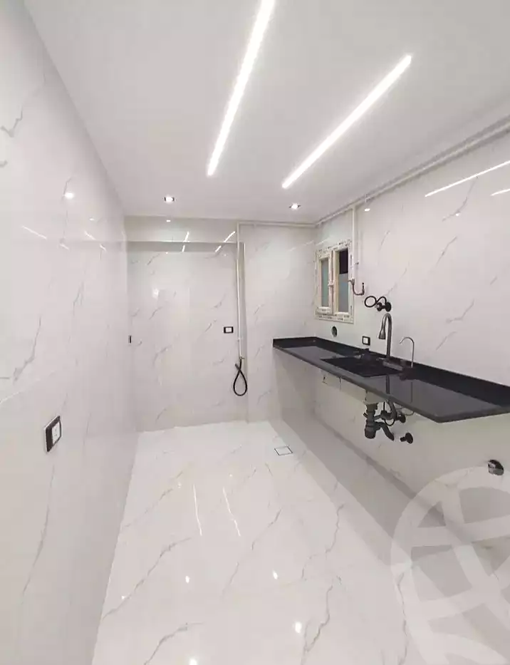 https://aqarmap.com.eg/ar/listing/7320140-for-sale-alexandria-al-agamy-lbytsh-el-reyad-st