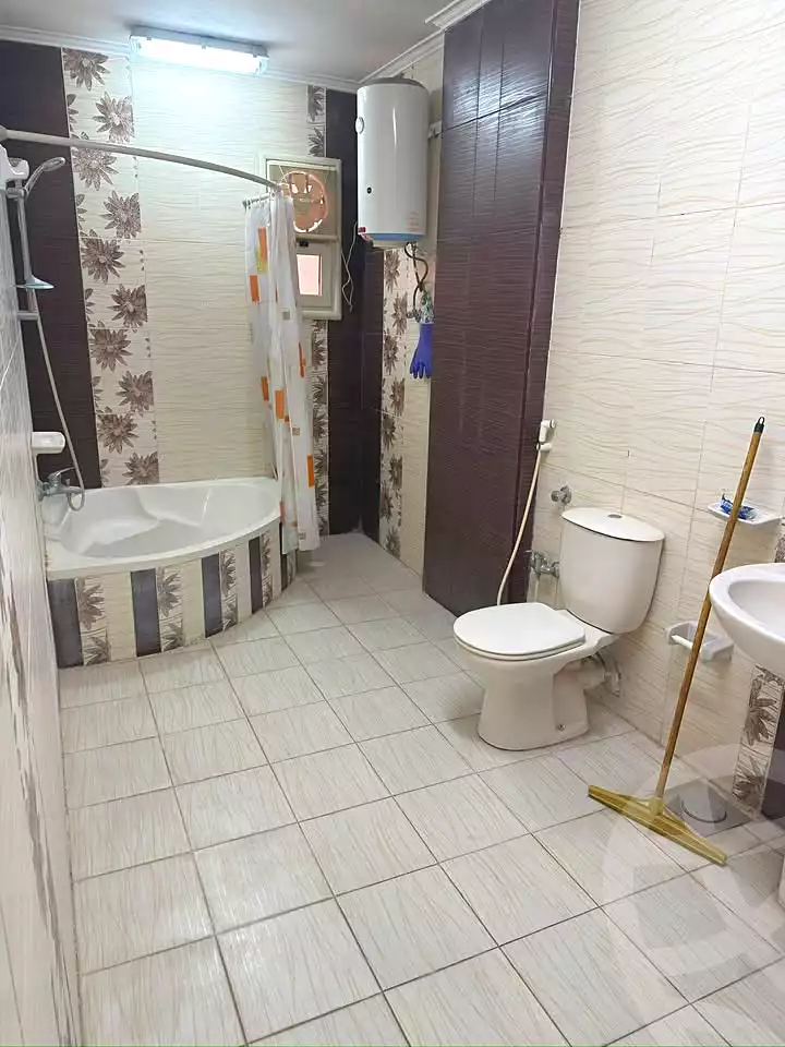 https://aqarmap.com.eg/en/listing/7320283-for-sale-alexandria-el-asafra-l-sfr-bhry