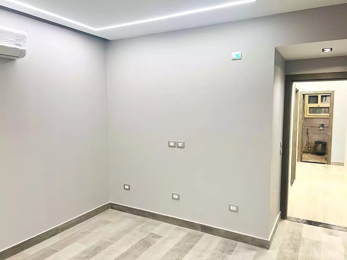 https://aqarmap.com.eg/ar/listing/7320268-for-sale-cairo-new-cairo-6th-settlement-compounds-home-residence-home-town
