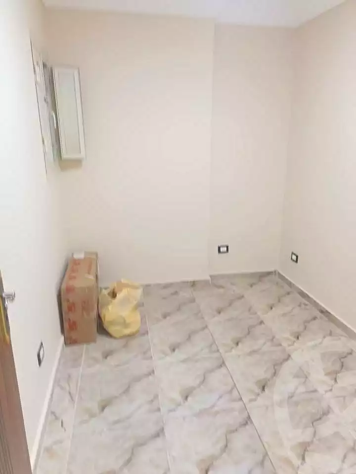 https://aqarmap.com.eg/en/listing/7320437-for-rent-alexandria-zezenia
