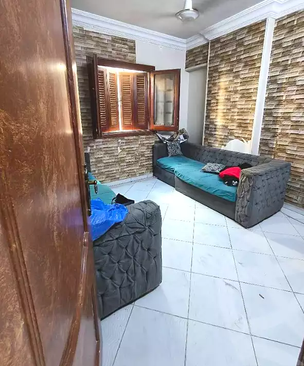 https://aqarmap.com.eg/en/listing/7320478-for-sale-alexandria-sydy-bshr-sydy-bshr-qbly-street-30
