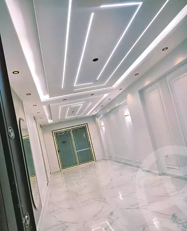 https://aqarmap.com.eg/ar/listing/7320646-for-sale-alexandria-al-agamy-el-hanouvel