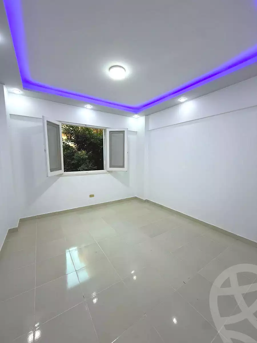 https://aqarmap.com.eg/ar/listing/7320663-for-sale-alexandria-al-agamy-shataa-el-nakheel